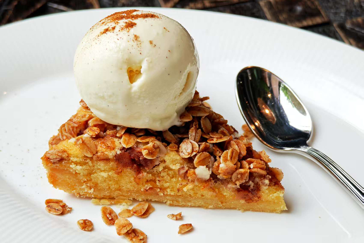 Apple Cinnamon Pie