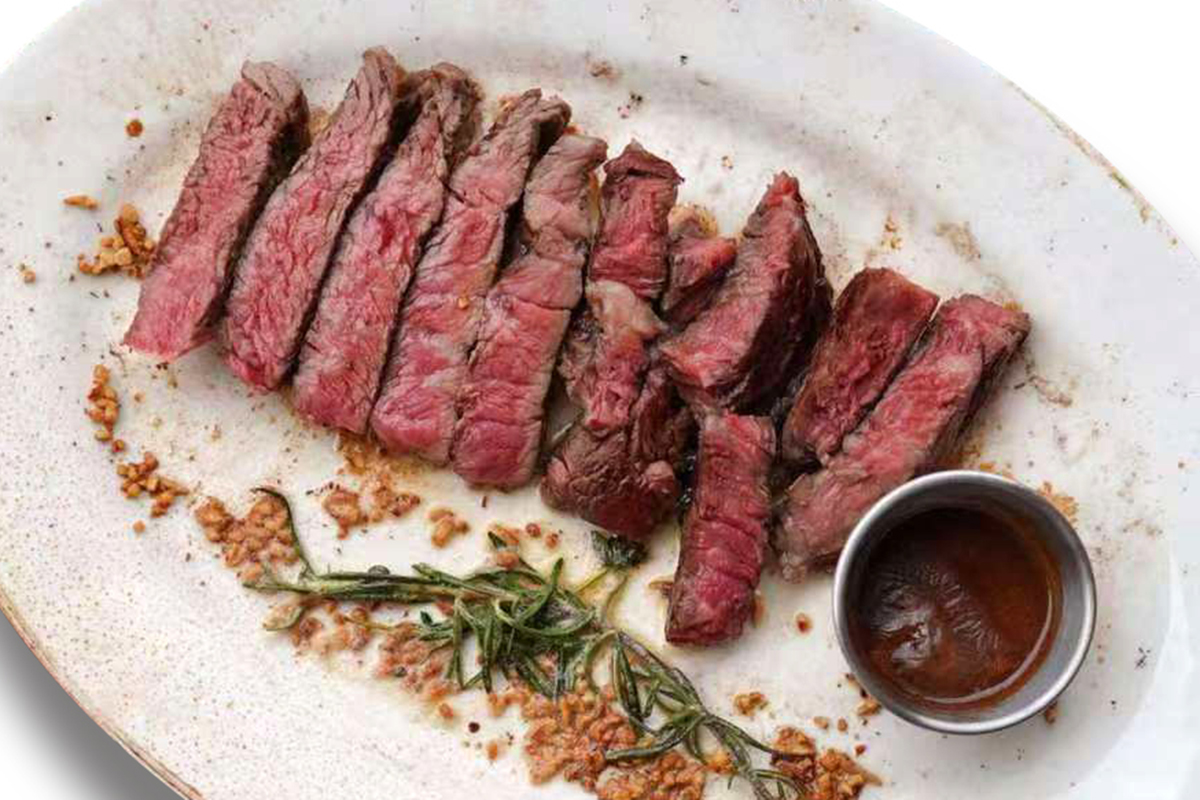 AU Angus Valley Feed M2 Naked Heart Steak