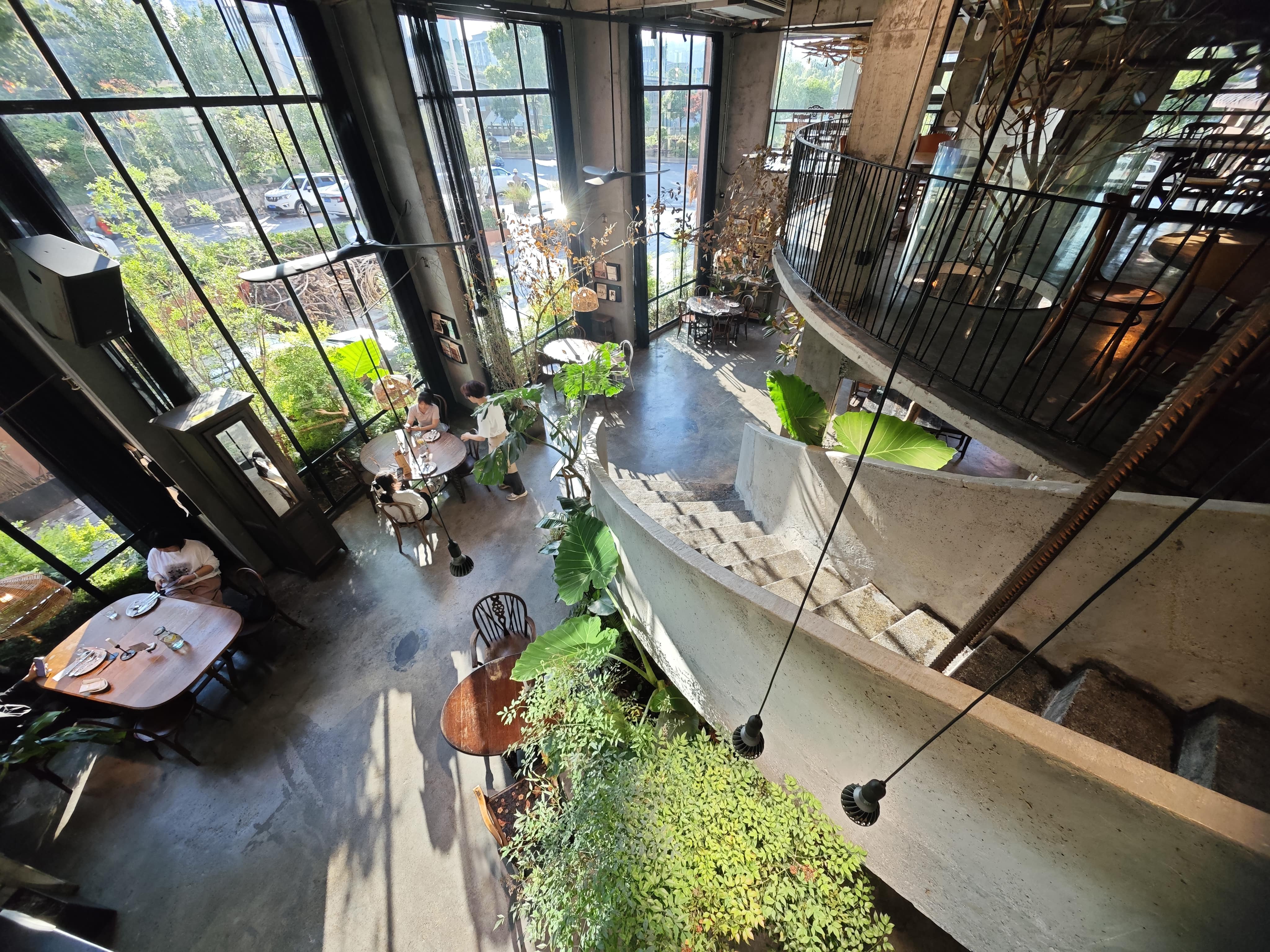 Restaurant Ambience