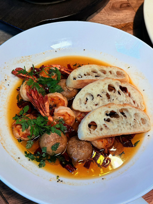 Seafood stew with bread